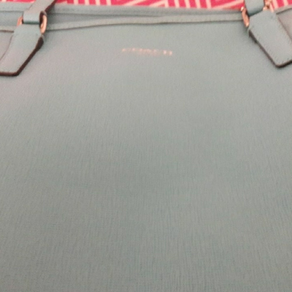 Coach purse - Picture 3 of 3
